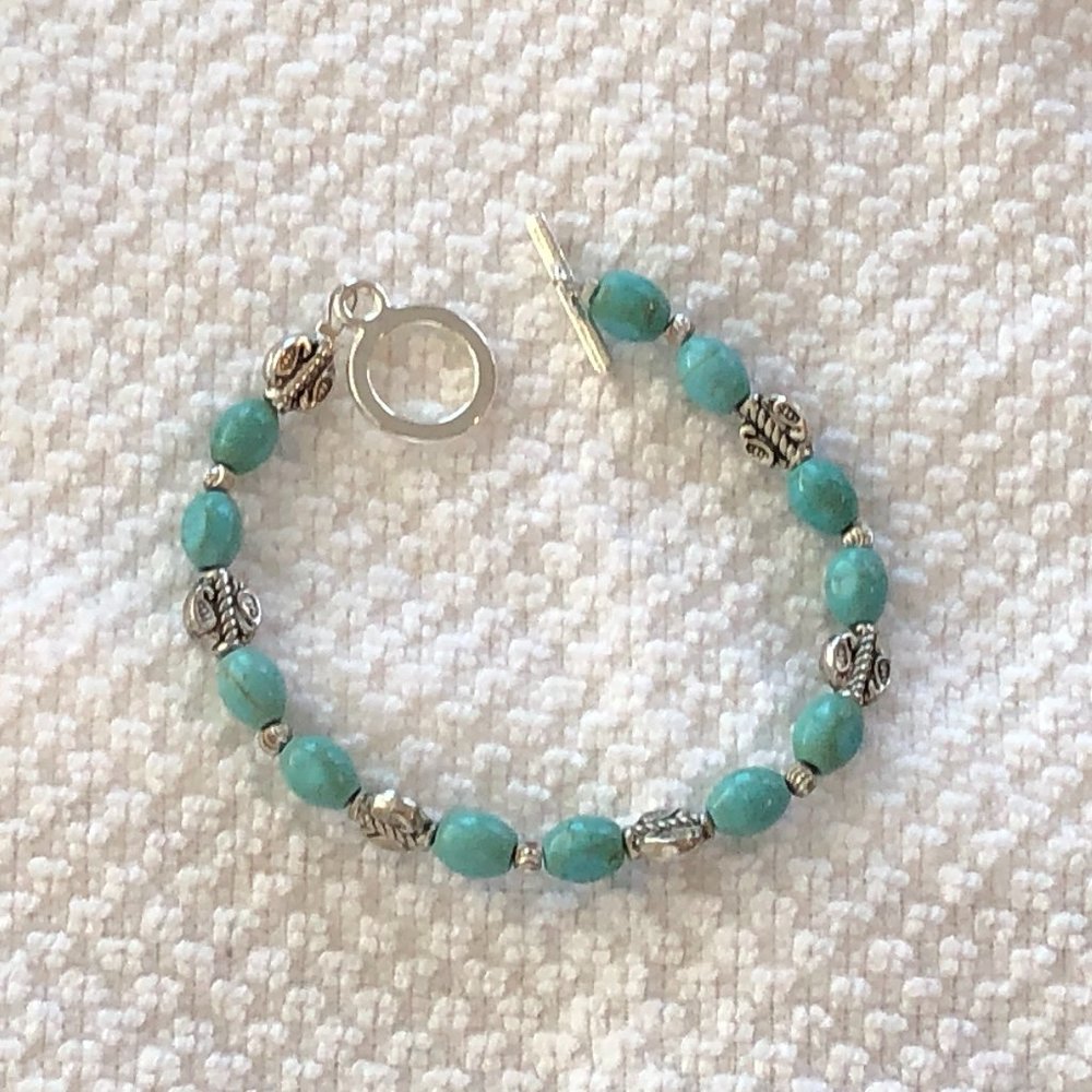 NEW! Awesome Beaded Bracelet Gemstone & Silver Plated Beads Toggle Closure